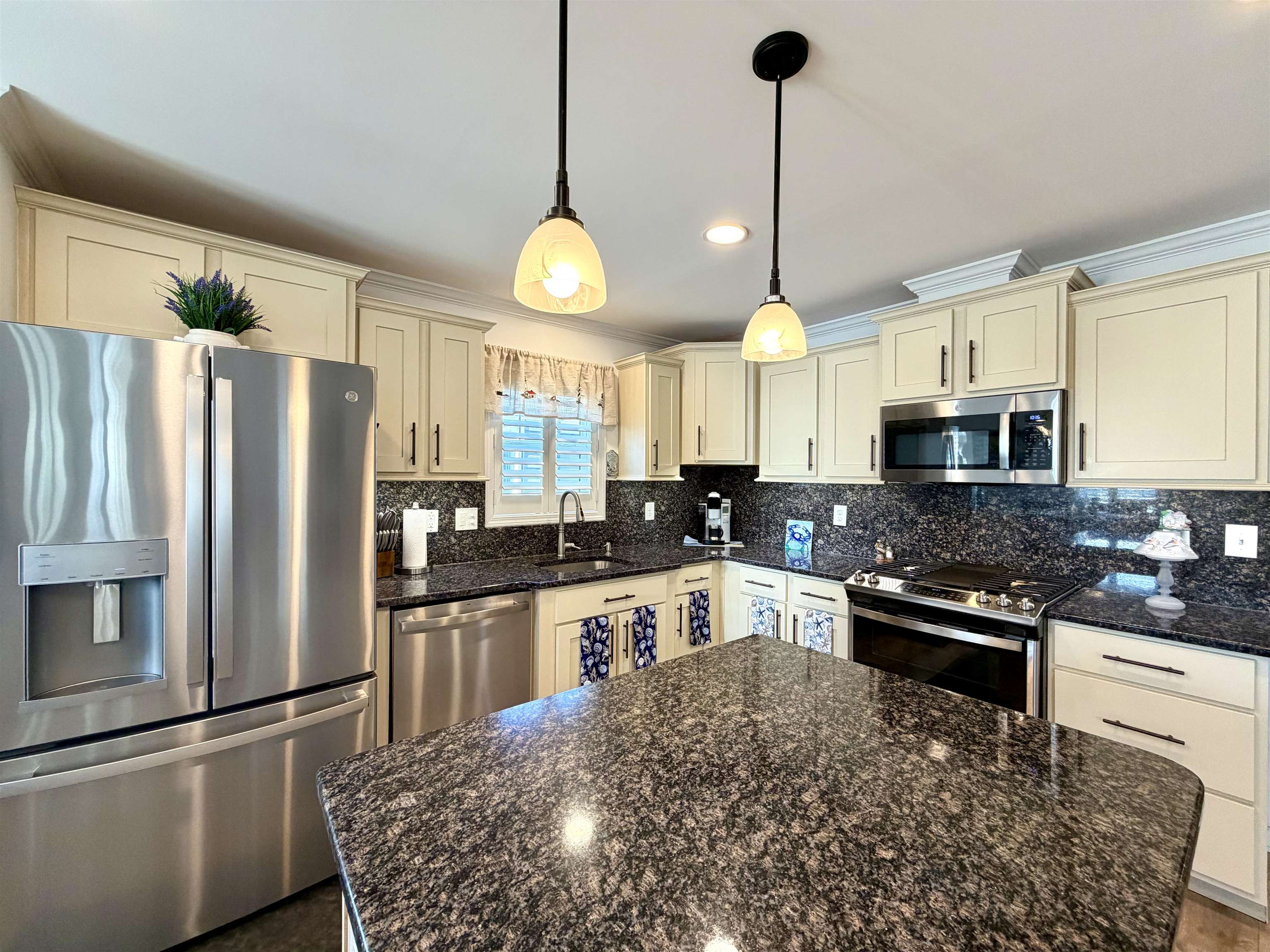 2058 Highway 9 Seaville, NJ 08230 - Photo 11 of 29