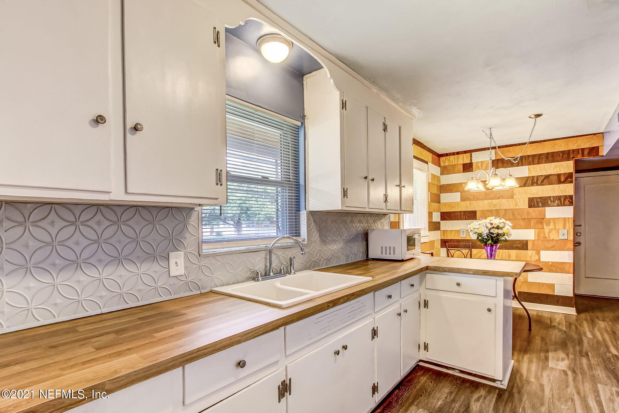 6940 E Road Jacksonville, FL 32216 - Photo 15 of 40 Kitchen