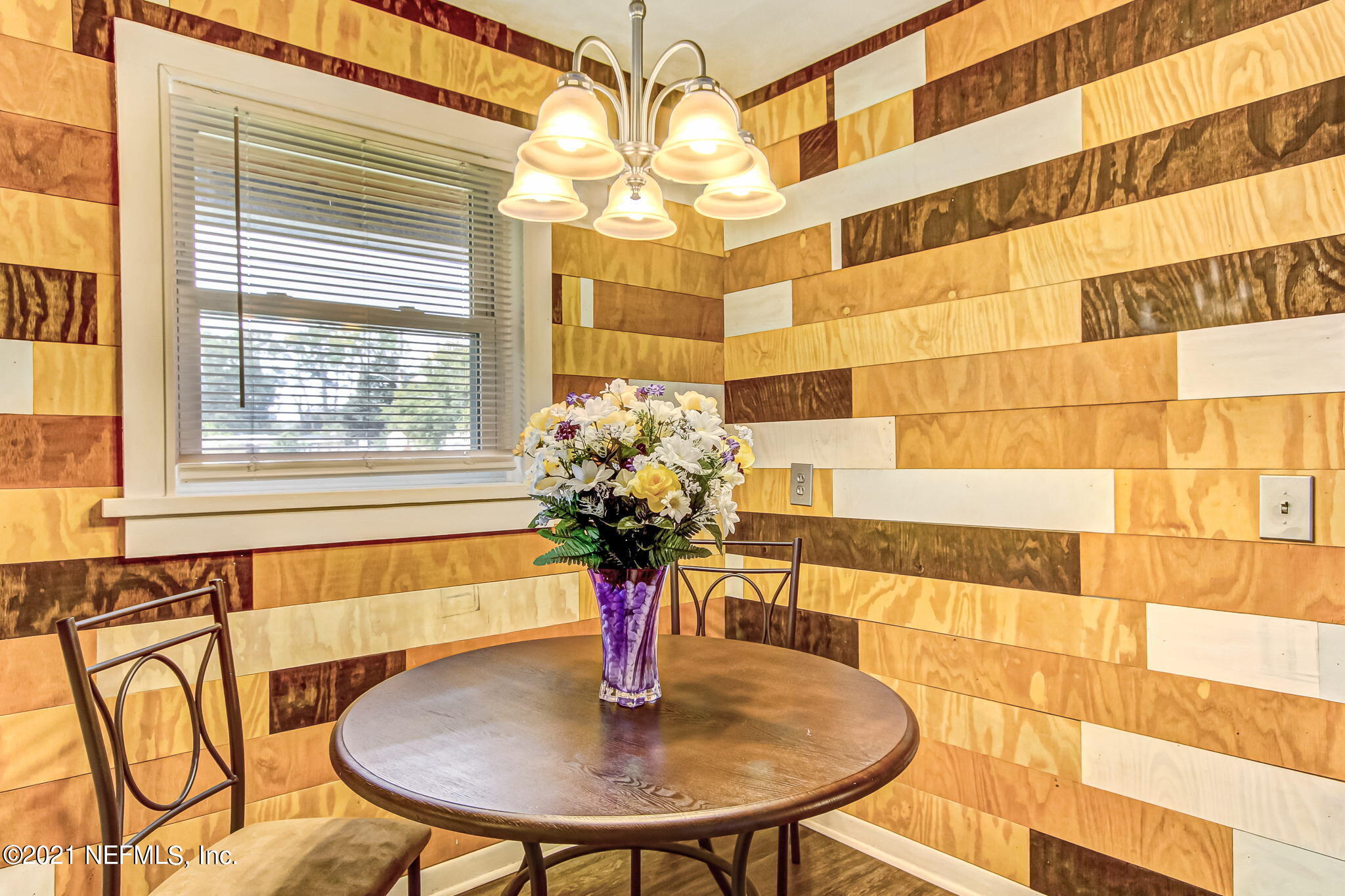 6940 E Road Jacksonville, FL 32216 - Photo 19 of 40 Casual Dining