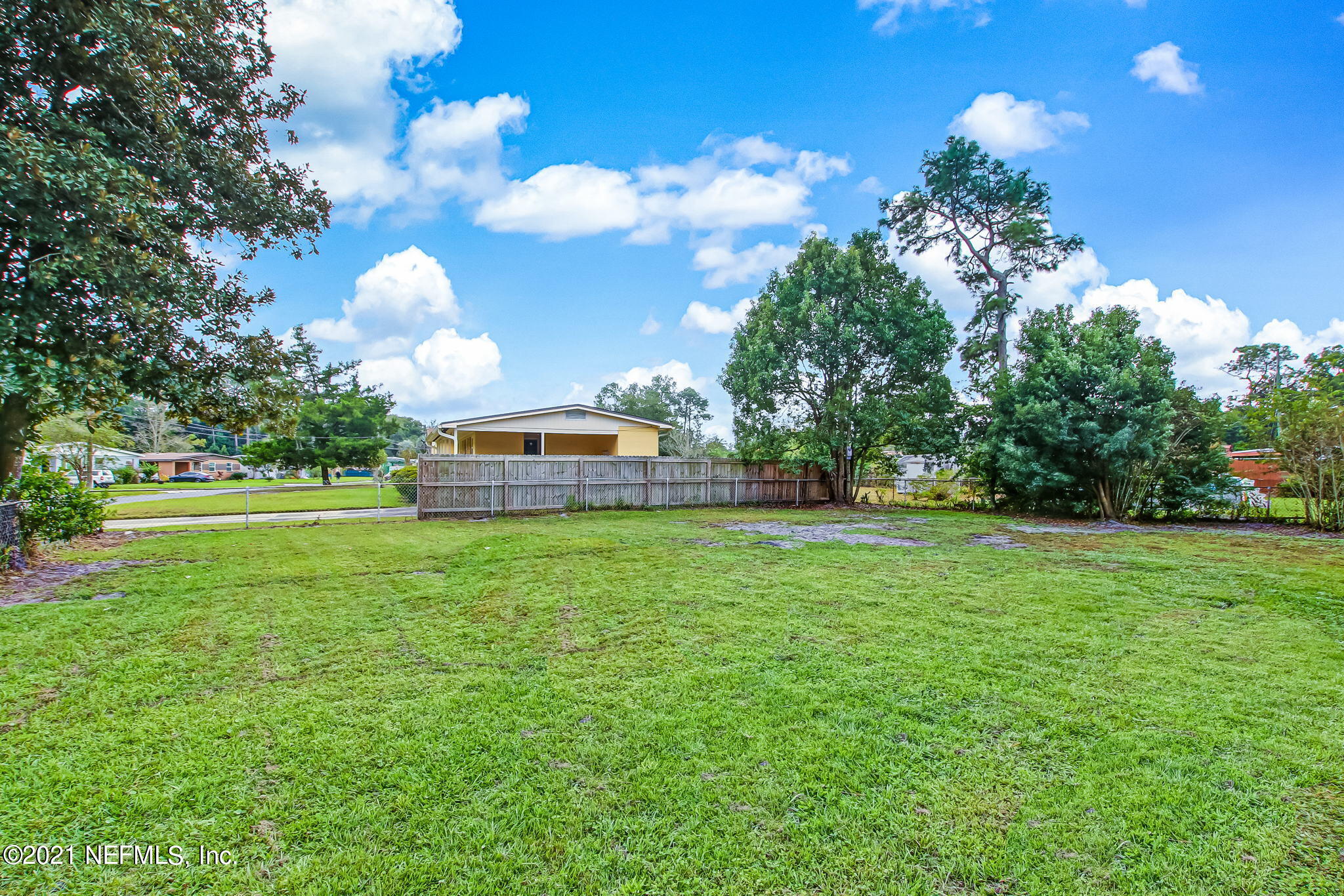 6940 E Road Jacksonville, FL 32216 - Photo 40 of 40 Backyard