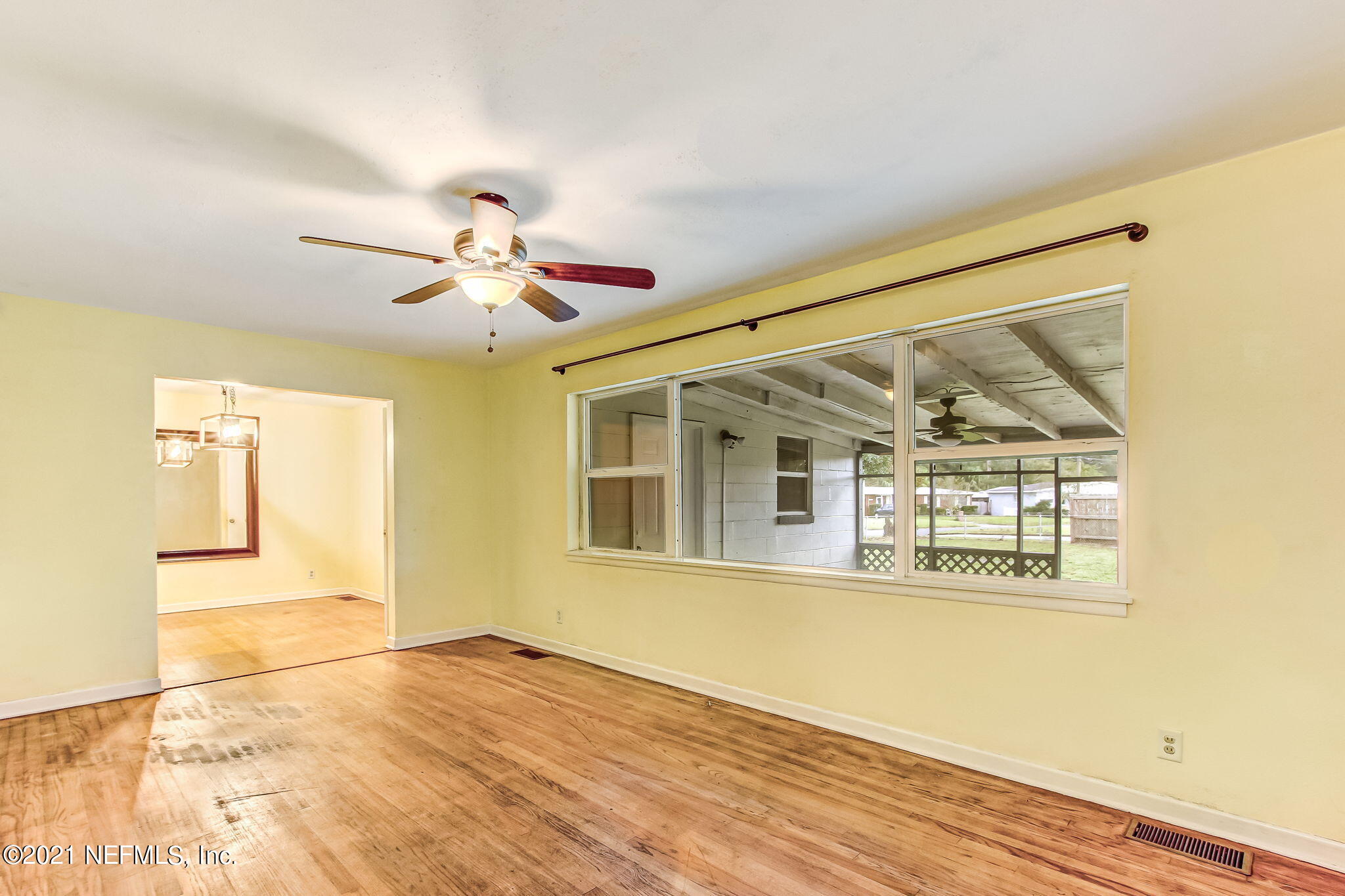 6940 E Road Jacksonville, FL 32216 - Photo 8 of 40 Family Room