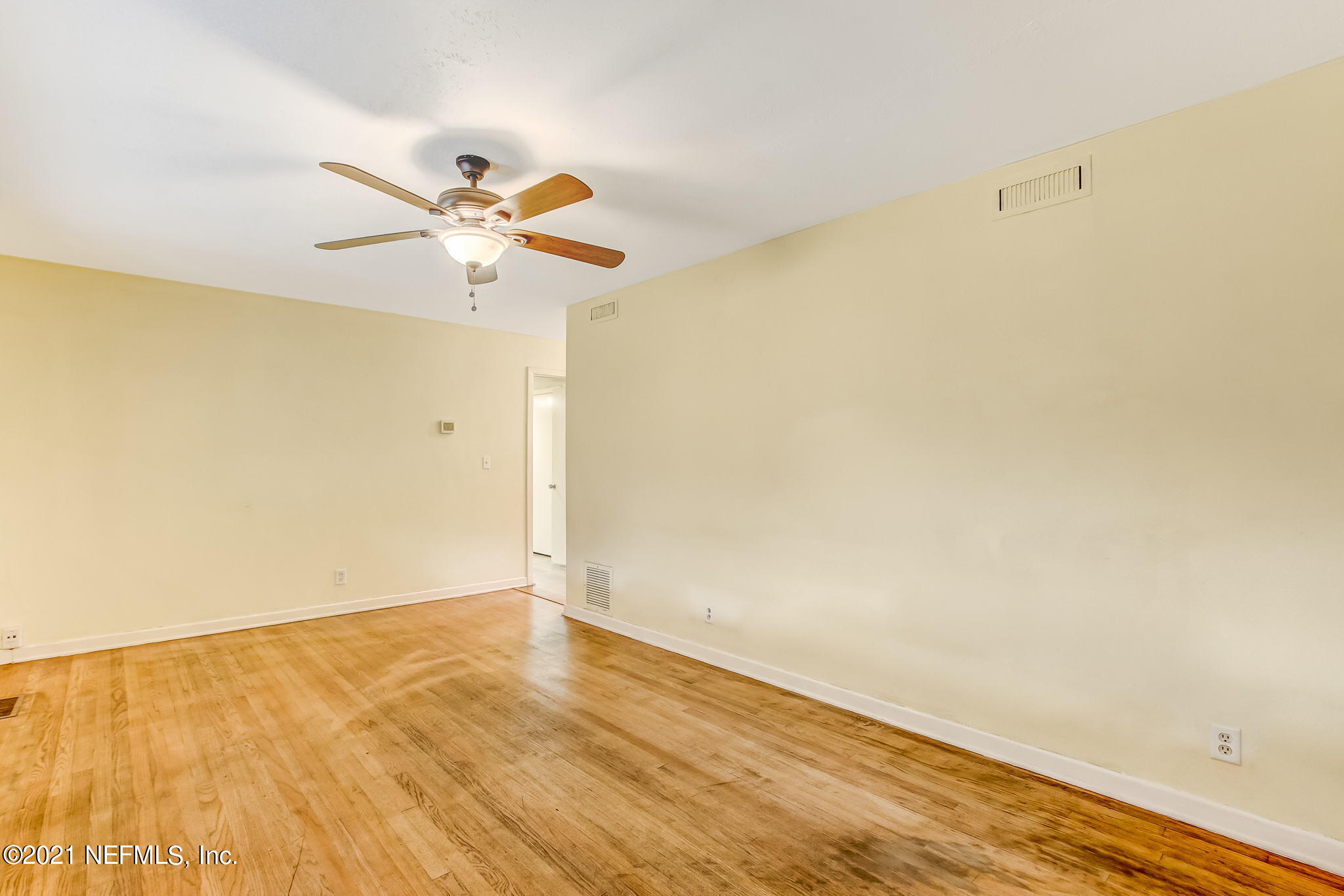 6940 E Road Jacksonville, FL 32216 - Photo 10 of 40 Family Room
