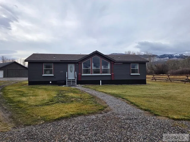 $599,999 | 1119 Hwy 28 Salmon Id 83467, Salmon, ID 83467