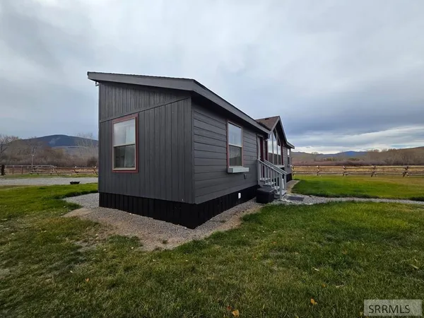 $599,999 | 1119 Hwy 28 Salmon Id 83467, Salmon, ID 83467