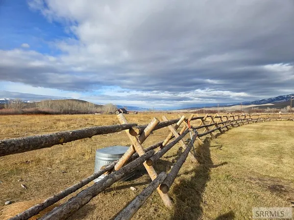 $599,999 | 1119 Hwy 28 Salmon Id 83467, Salmon, ID 83467