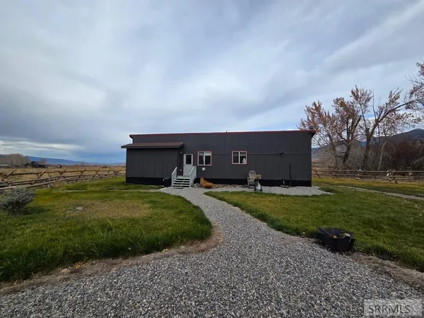 $599,999 | 1119 Hwy 28 Salmon Id 83467, Salmon, ID 83467