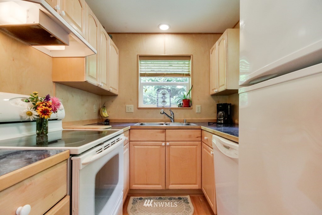 12 Cornwall Road Southwest Lakebay, WA 98349 - Photo 15 of 36