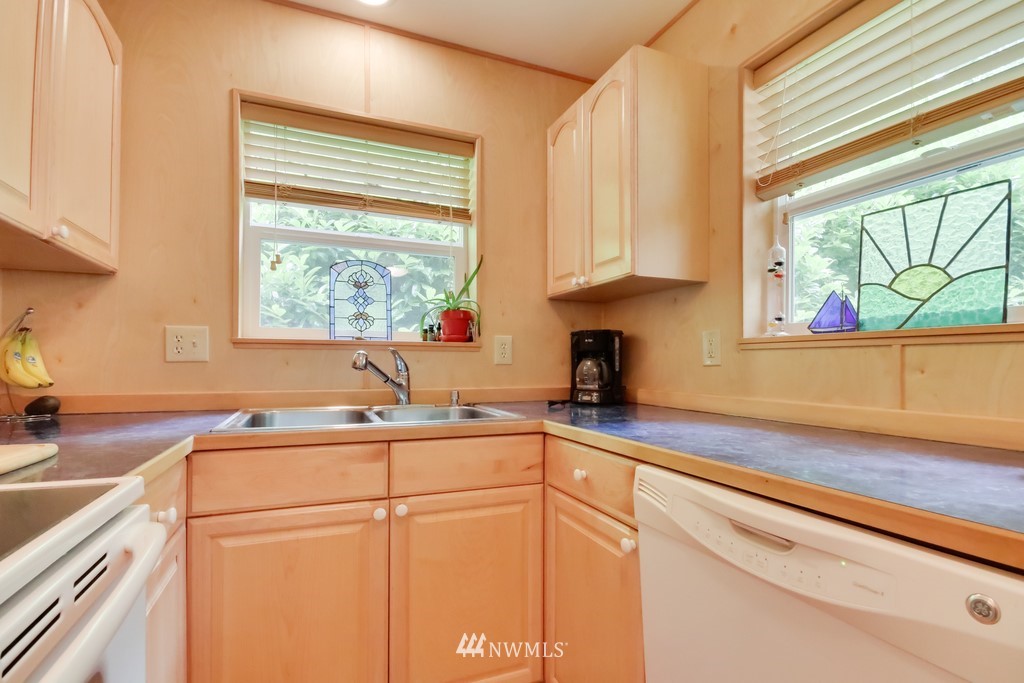 12 Cornwall Road Southwest Lakebay, WA 98349 - Photo 16 of 36