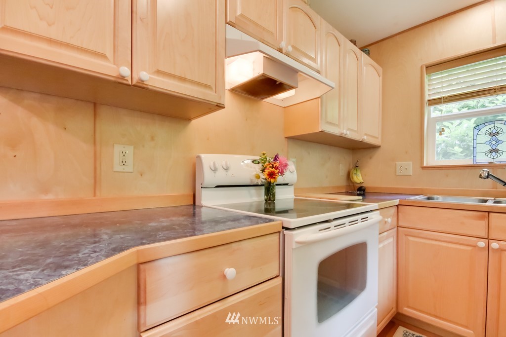 12 Cornwall Road Southwest Lakebay, WA 98349 - Photo 17 of 36