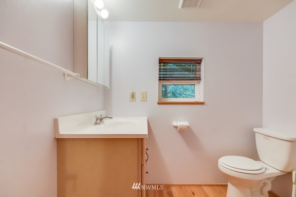 12 Cornwall Road Southwest Lakebay, WA 98349 - Photo 21 of 36