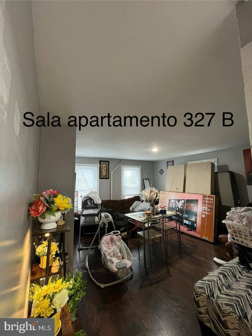 325 Broad Street Carneys Point, NJ 08069 - Photo 12 of 13