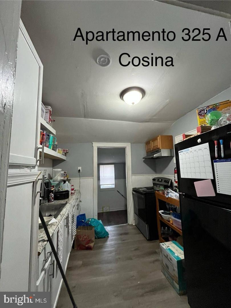 325 Broad Street Carneys Point, NJ 08069 - Photo 5 of 13