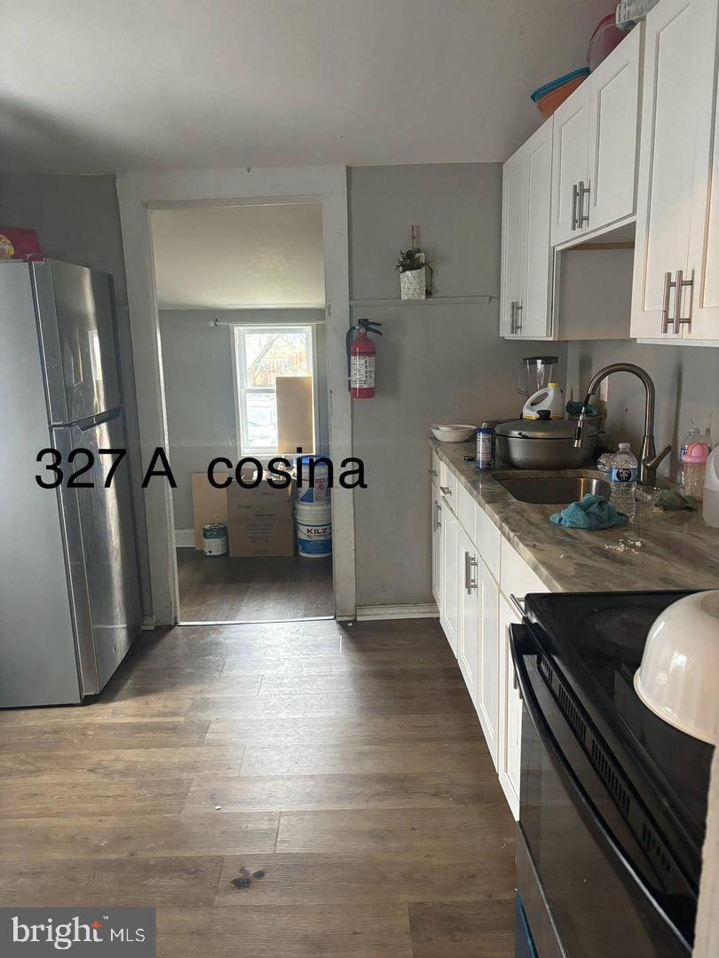 325 Broad Street Carneys Point, NJ 08069 - Photo 10 of 13