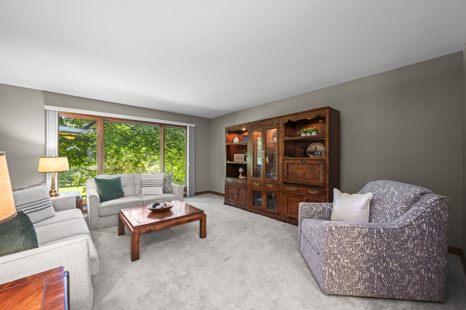 907 North Quentin Road Palatine, IL 60067 - Photo 4 of 44