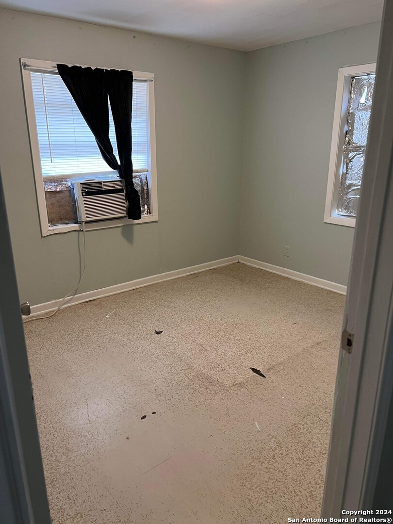 1603 1st Street Zapata, TX 78076 - Photo 9 of 11 a view of an empty room