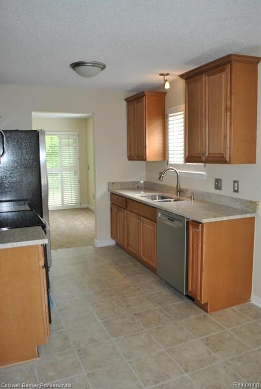 41452 Belden Circle, Unit 56 Novi, MI 48377 - Photo 4 of 15