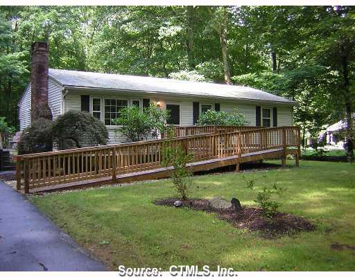 55 Northwood Road Mansfield, CT 06268 - Photo 1 of 1 Gallery Image 1