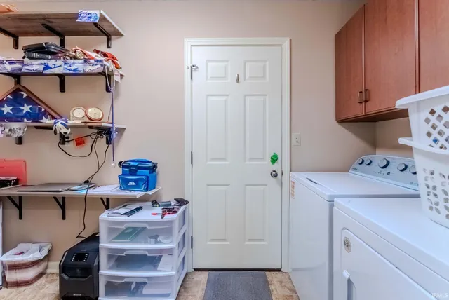 $179,900 | 874 East Bell Drive, Marion, IN 46953