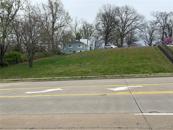 $32,000 | 3001 Ashby Road, St. Louis, MO 63114