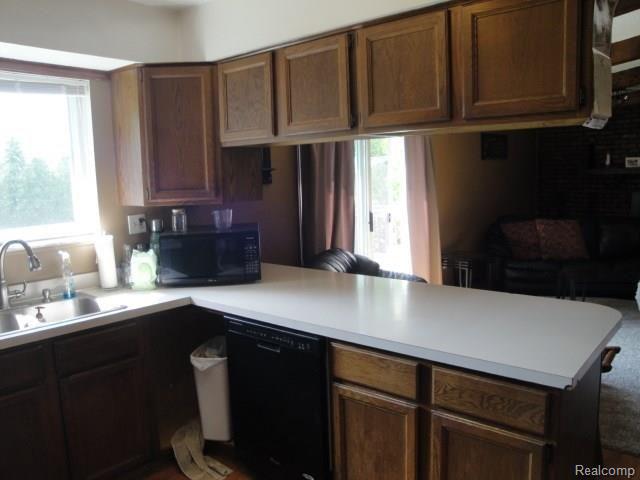 1475 Sisson Kitchen 2.jpg