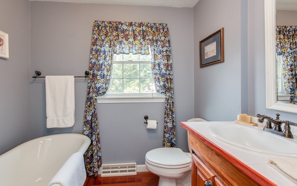 199 West Meadow Road Lowell, MA 01854 - Photo 20 of 27 Gallery Image 20