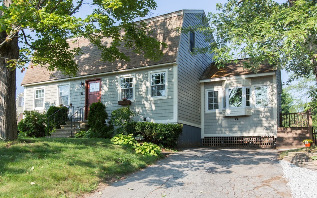 199 West Meadow Road Lowell, MA 01854 - Photo 3 of 27 Gallery Image 3