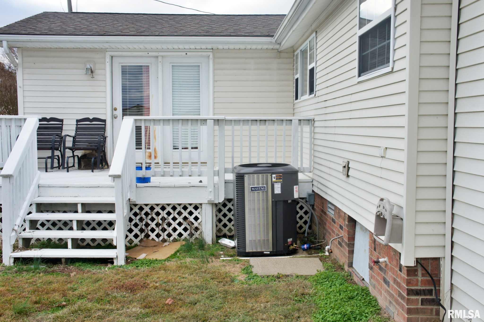 26 Henry Road Metropolis, IL 62960 - Photo 7 of 37