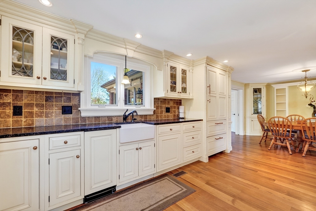 15 Spring Lane Westwood, MA 02090 - Photo 5 of 40 Gallery Image 5