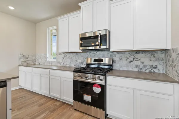 $494,990 | 20987 Pleasanton Road, San Antonio, TX 78264