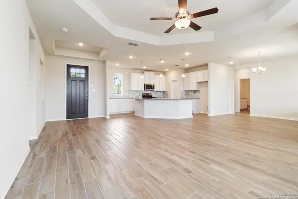 $494,990 | 20987 Pleasanton Road, San Antonio, TX 78264