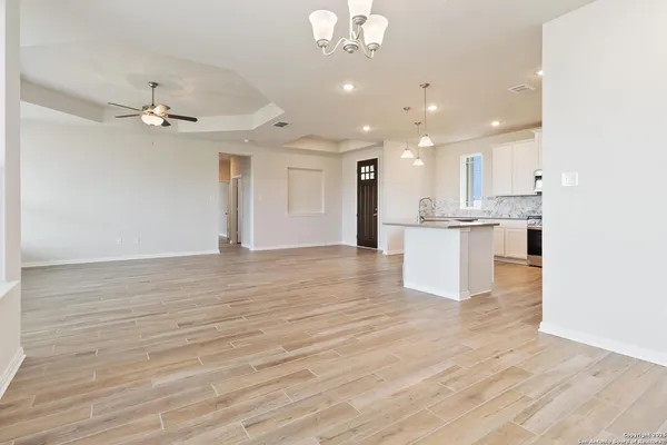 $494,990 | 20987 Pleasanton Road, San Antonio, TX 78264