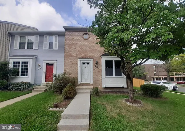 $2,500 | 10 Prestwick Square, Catonsville, MD 21228