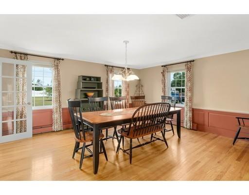 78 Fiske Hill Road Sturbridge, MA 01566 - Photo 4 of 30 Gallery Image 4