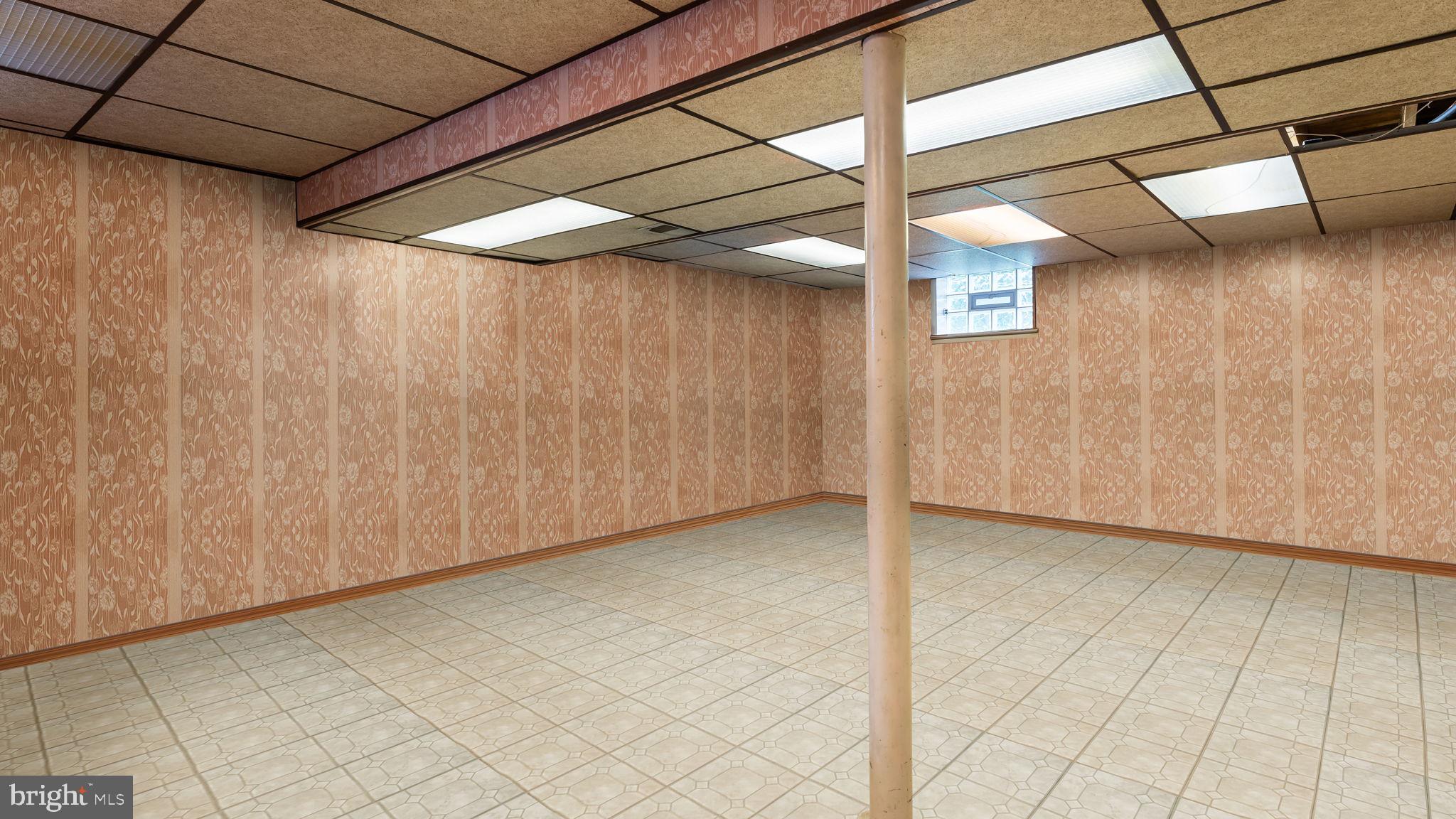 11992 Lockart Road Philadelphia, PA 19116 - Photo 21 of 24 Gallery Image 21