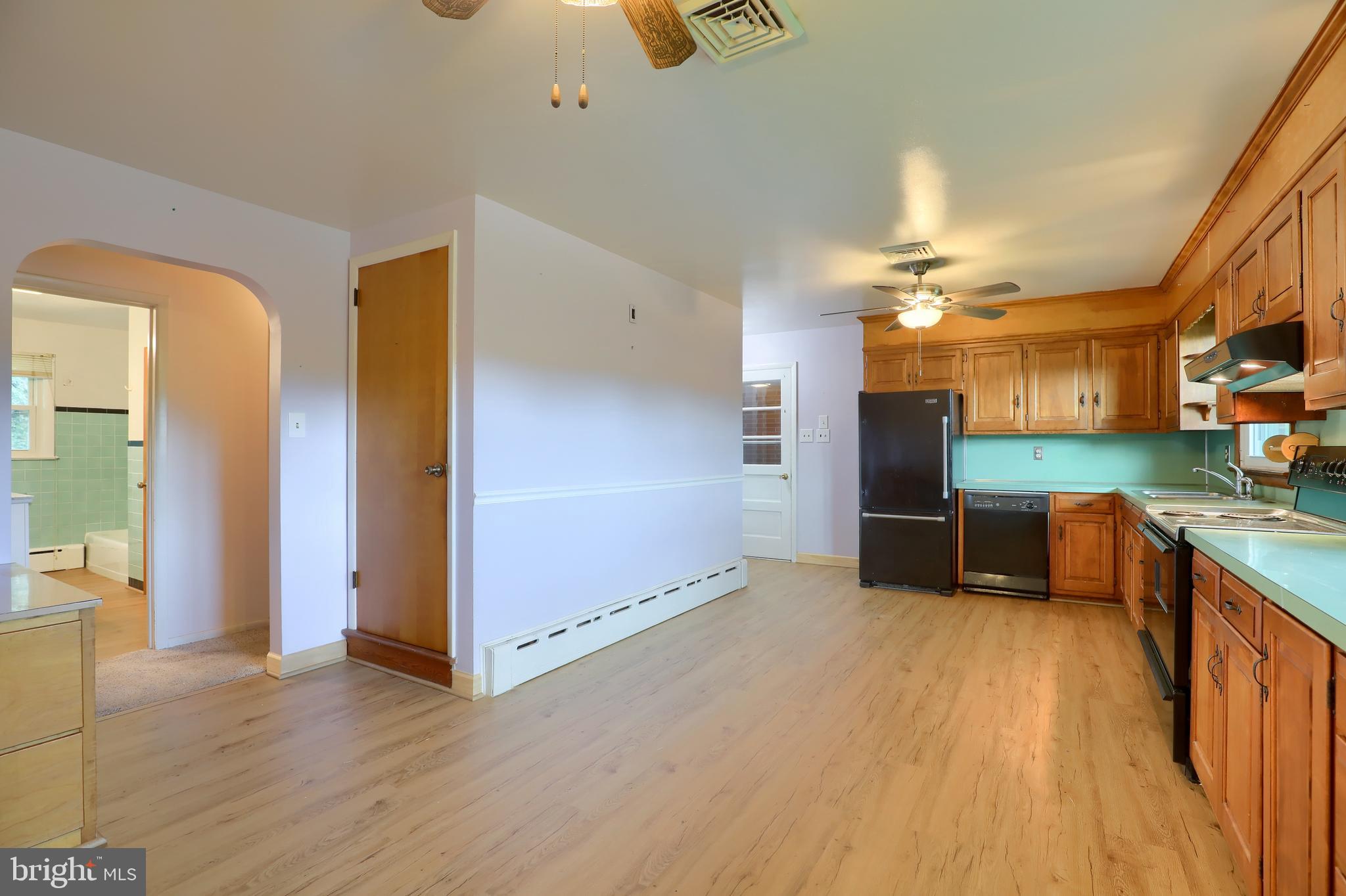 1794 Old Line Road Manheim, PA 17545 - Photo 23 of 34 Kitchen
