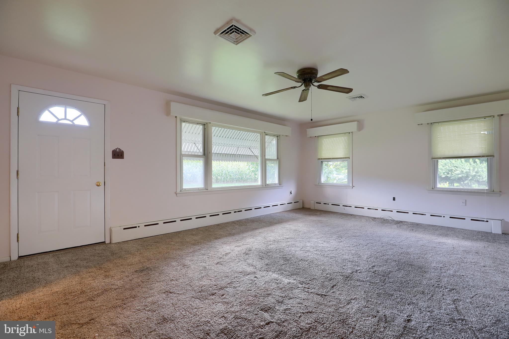 1794 Old Line Road Manheim, PA 17545 - Photo 6 of 34 Living Room