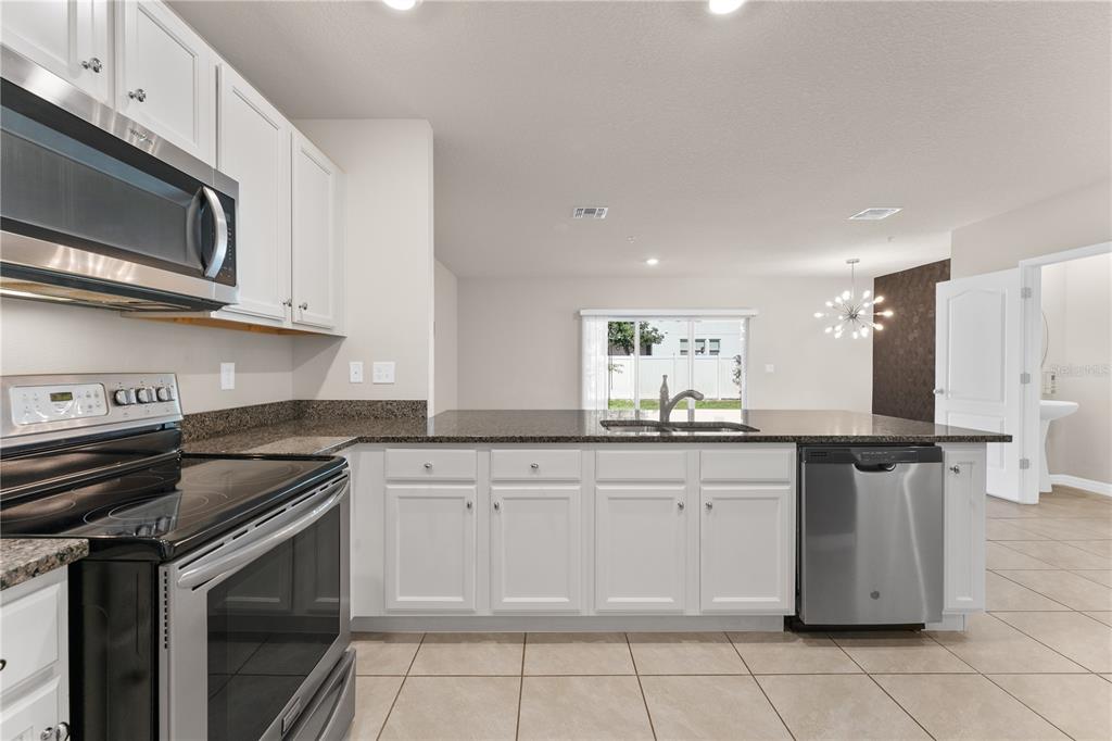 12460 Bowes Branch Road Orlando, FL 32824 - Photo 5 of 24