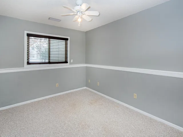 $589,900 | 129 Hemlock Place, Vadnais Heights, MN 55127