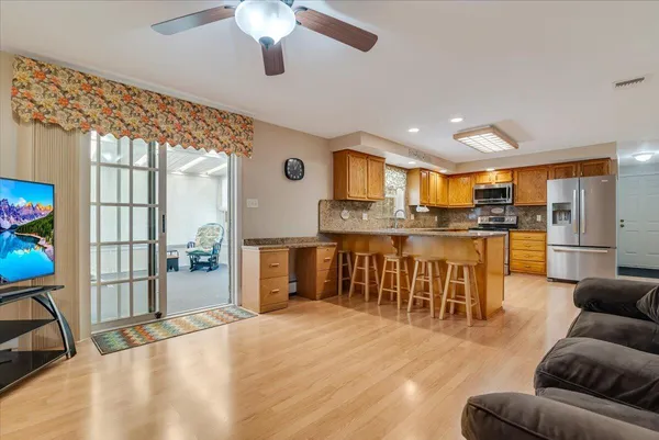 $429,000 | 9 Cobblewood Drive, Mount Pocono, PA 18344