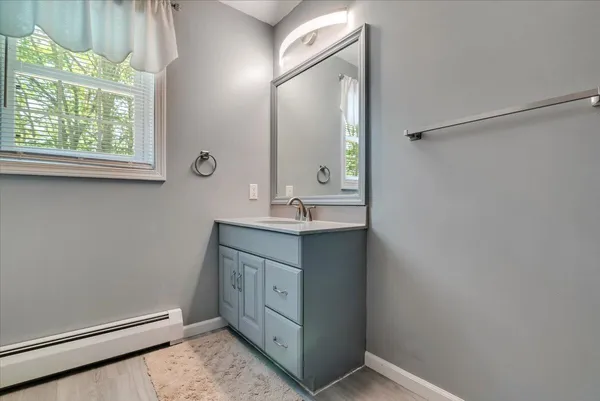 $429,000 | 9 Cobblewood Drive, Mount Pocono, PA 18344