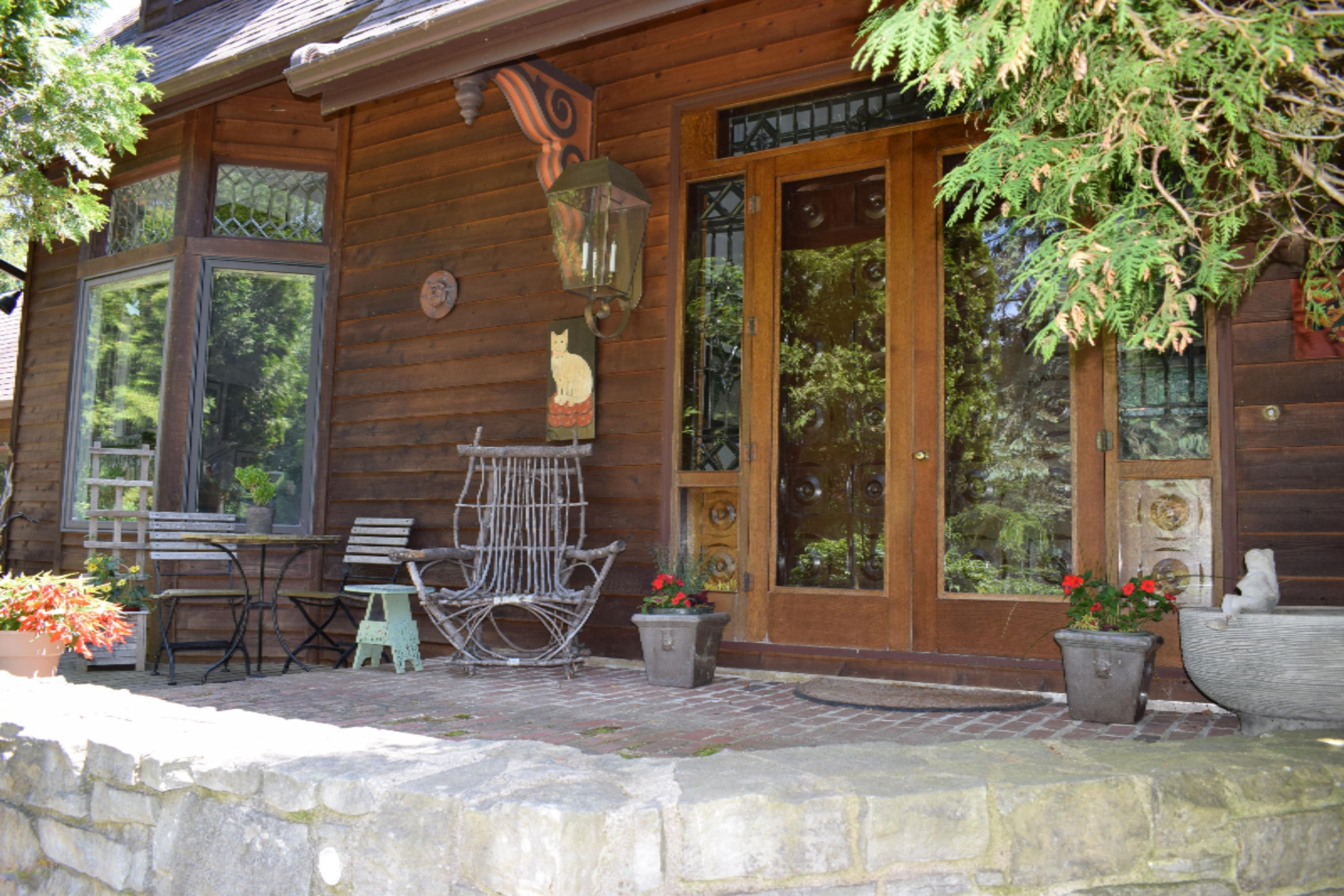 2823 Lakeshore Road Manistee, MI 49660 - Photo 1 of 67 DSC_0006