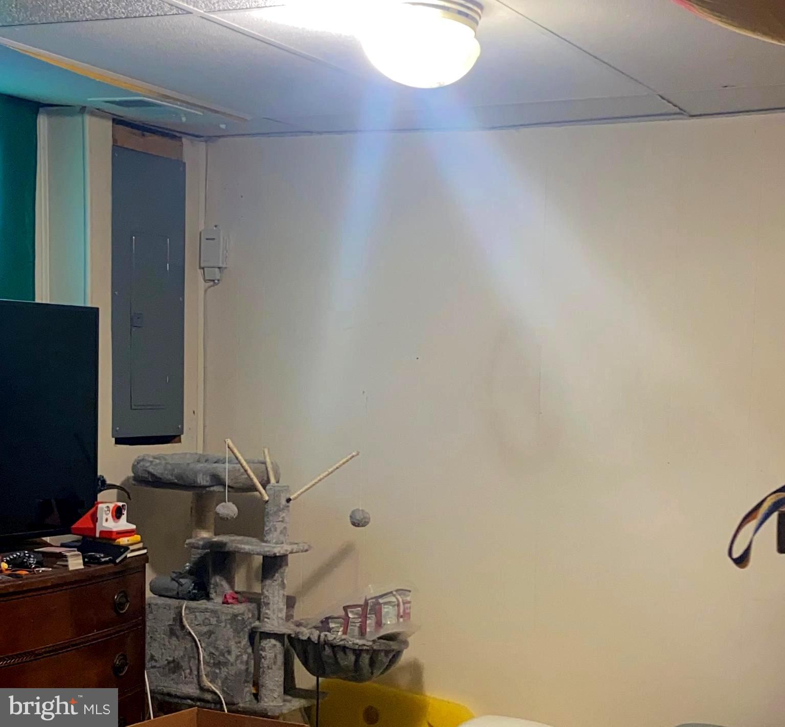 1761 Aberdeen Circle Crofton, MD 21114 - Photo 28 of 33 a bathroom with a sink and a mirror