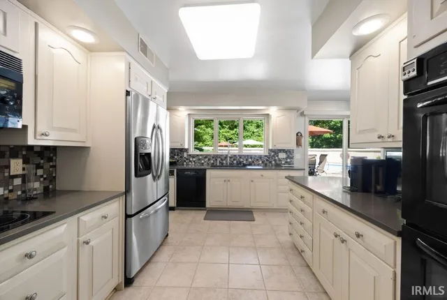 $597,500 | 570 Golden Place, Lafayette, IN 47905