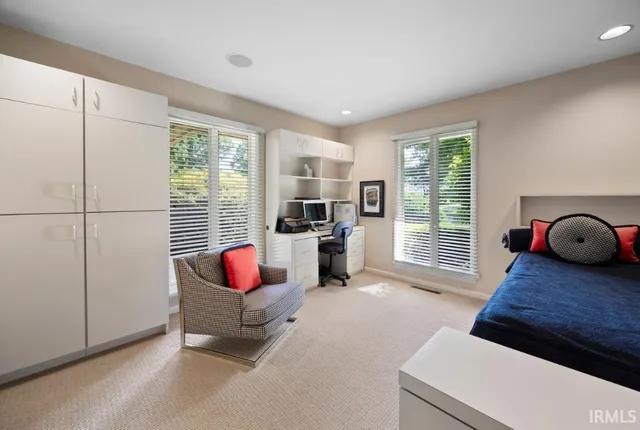 $597,500 | 570 Golden Place, Lafayette, IN 47905