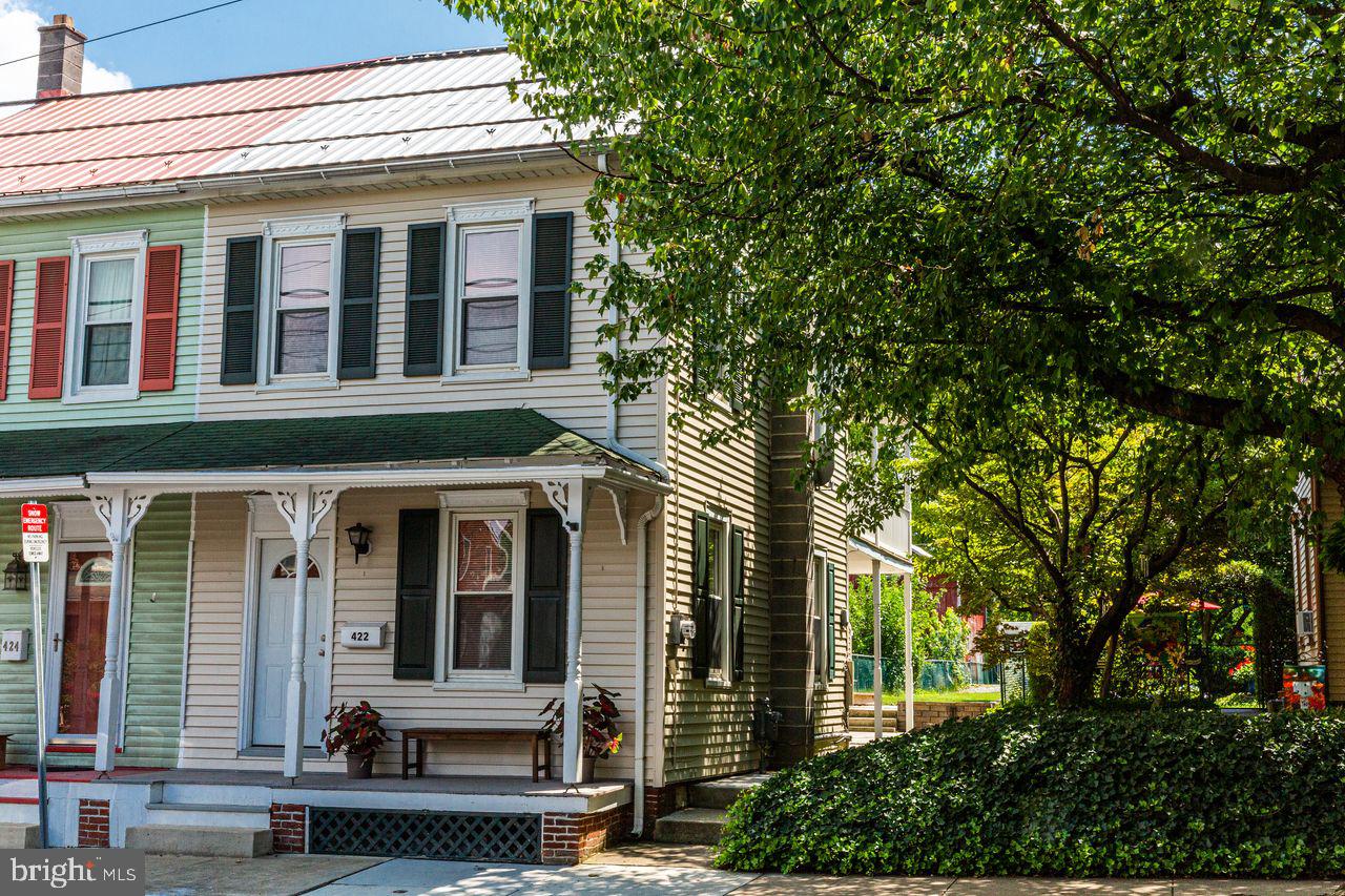 422 East Main Street Lititz, PA 17543 - Photo 1 of 62 Fresh Exterior Paint