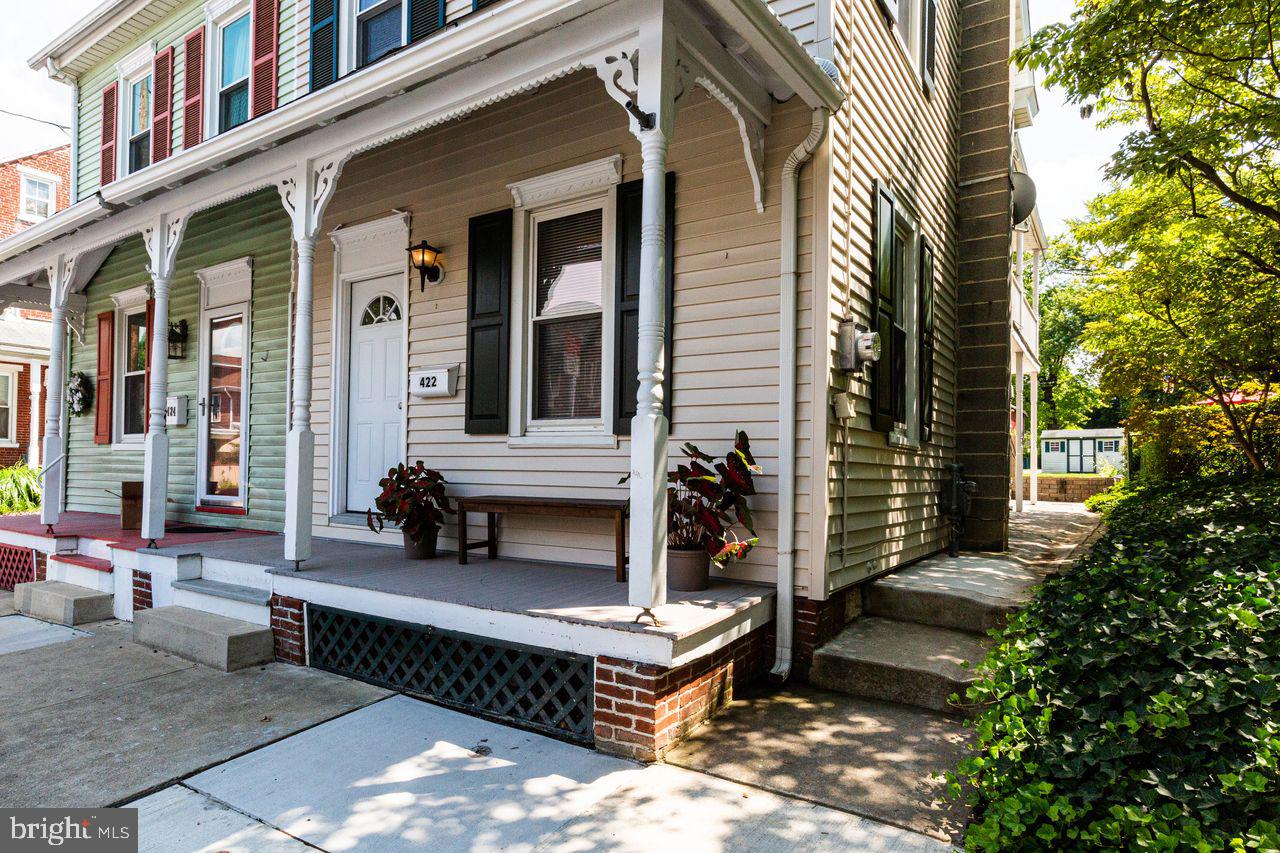 422 East Main Street Lititz, PA 17543 - Photo 2 of 62