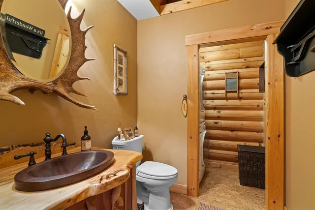 $1,350,000 | 22 Clay Brook Road, Gorham, NH 03581