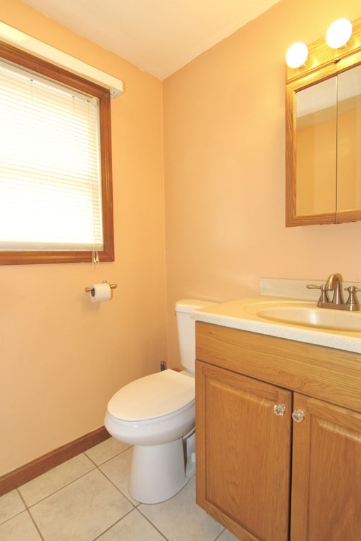 20 Arline Street Worcester, MA 01607 - Photo 3 of 11 Gallery Image 3