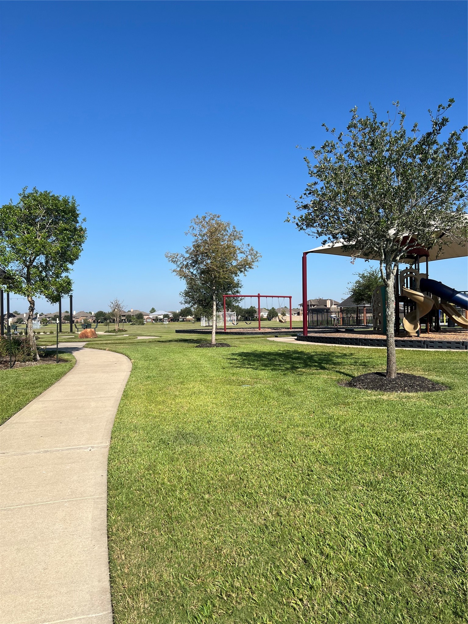 9919 Opal Rock Drive Rosharon, TX 77583 - Photo 19 of 21 a swimming pool view with a outdoor seating
