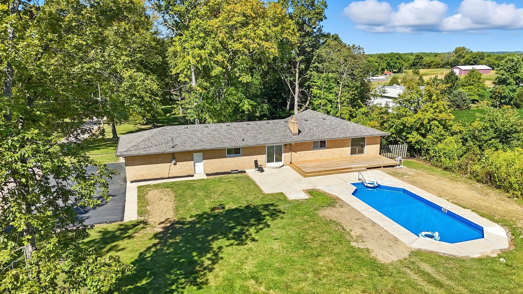 4860 Pitchin Road South Springfield, OH 45502 - Photo 4 of 59